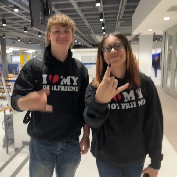 Meet your Posher, Hailey - Picture 1 of 1